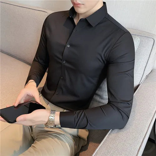 homem elegante,
estilo,
moderno,
moda masculina,
outono inverno,
inverno 2025,
outono 2025,
camisa masculina,
camisaria masculina,
camisa,
camisa de botões,
casual,