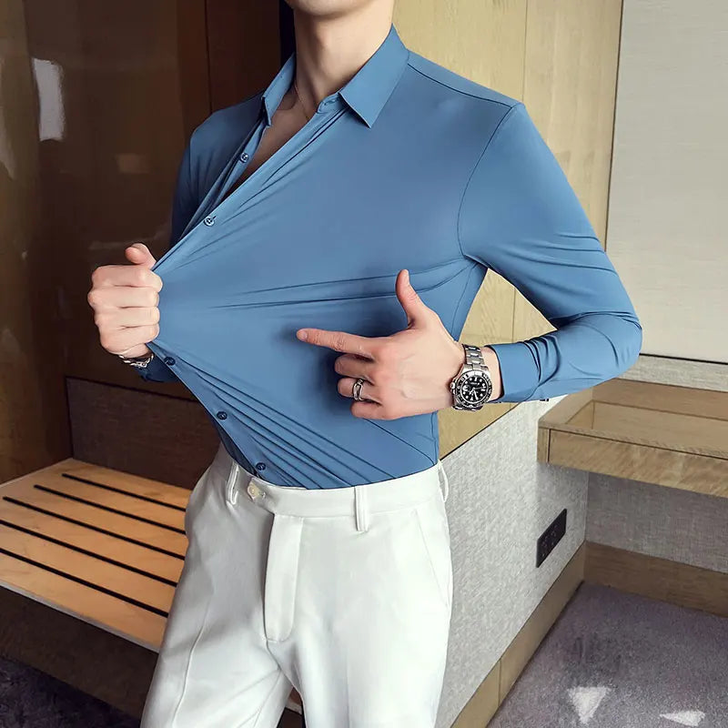 homem elegante,
estilo,
moderno,
moda masculina,
outono inverno,
inverno 2025,
outono 2025,
camisa masculina,
camisaria masculina,
camisa,
camisa de botões,
casual,