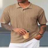 Camiseta gola polo,
Camisa masculina,
Camisa botões,
Moderno,
Camisaria masculina,
Moda masculina,
Primavera 2025,
Outono 2025,
verão 2025,
Camisa manga curta,
camisa polo,